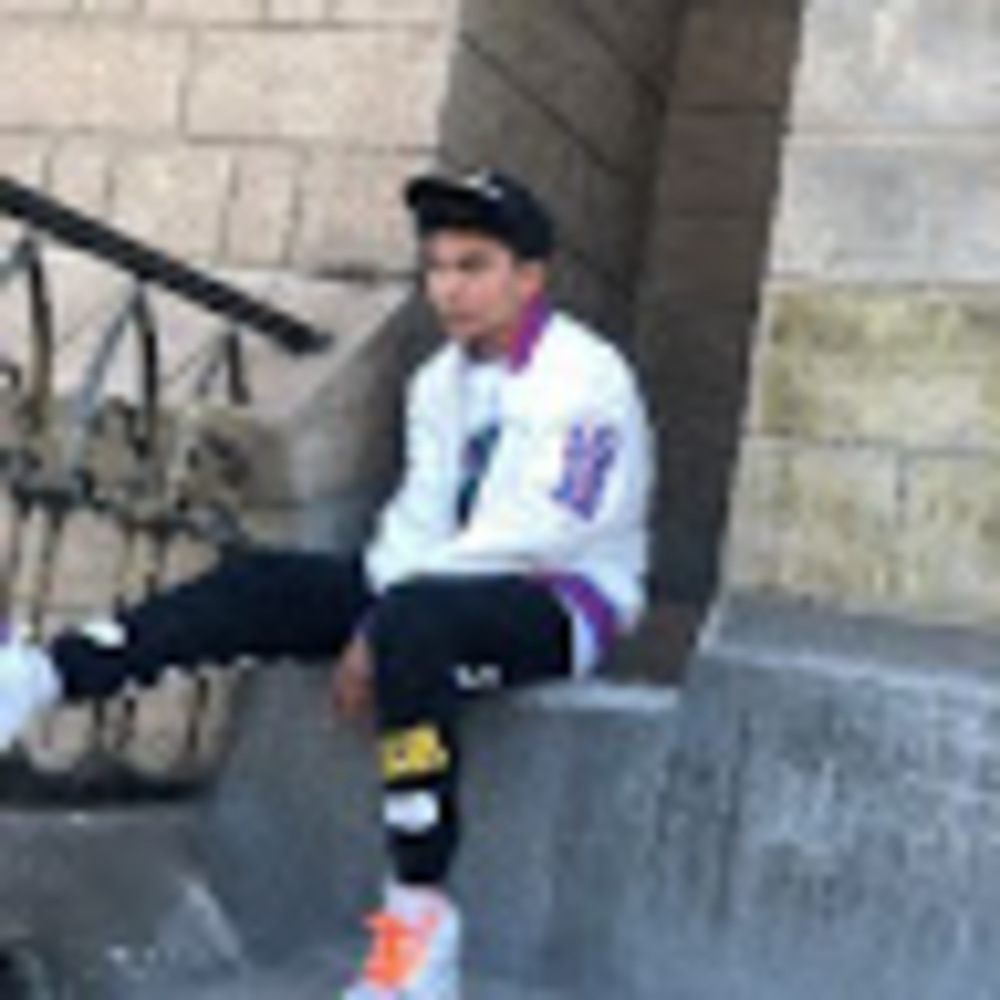 Meet your Posher, Malik